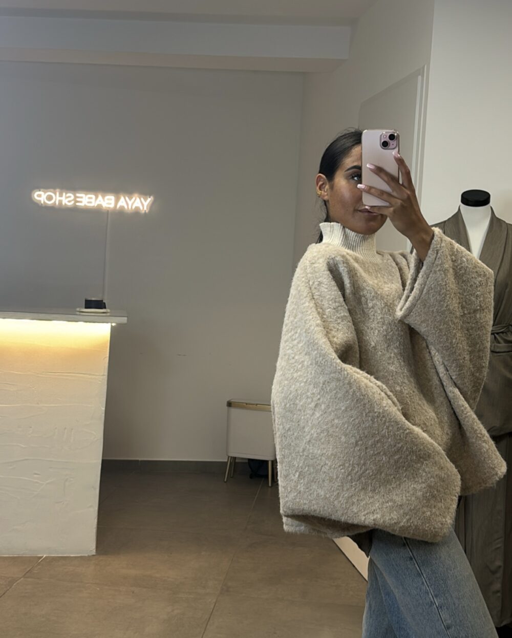 PULL OVERSIZE BEIGE – Image 3