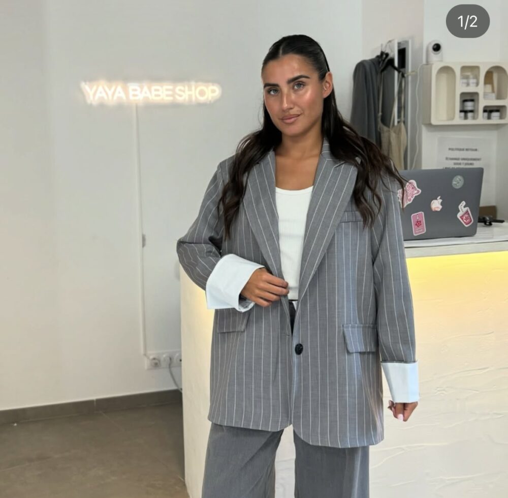 VESTE BLAZER GRISE À RAYURES – Image 2