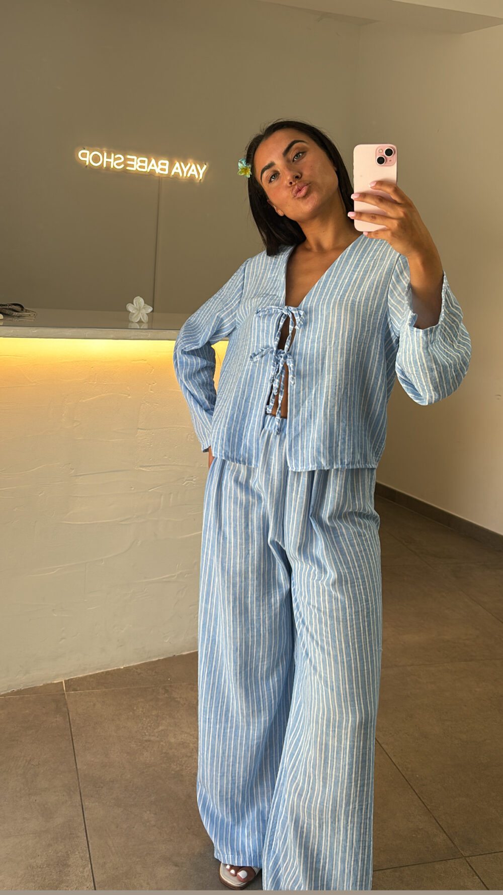 ENSEMBLE NOEUD BLEU À RAYURES – Image 3