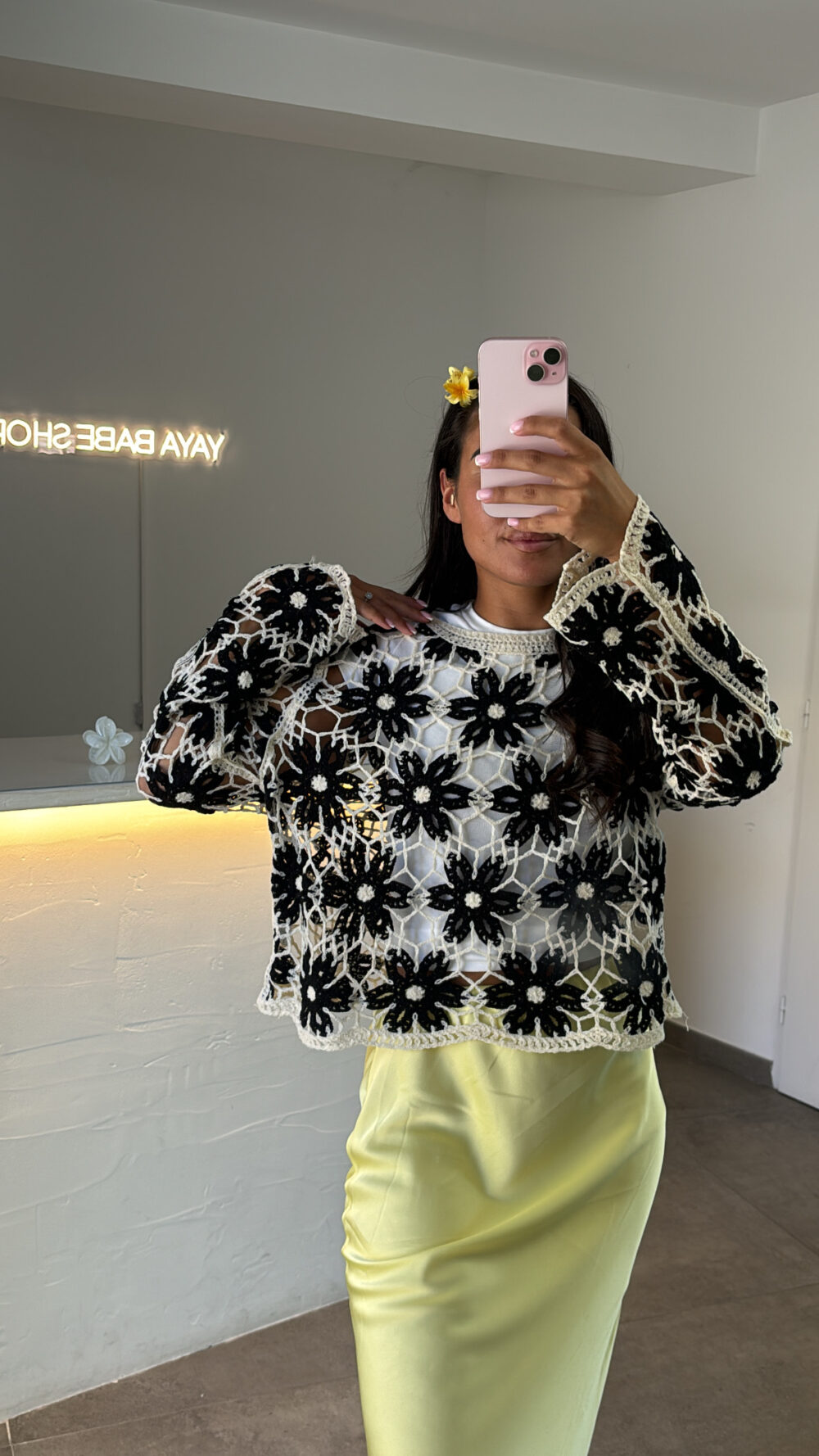 HAUT CROCHET NOIR ET BEIGE – Image 3