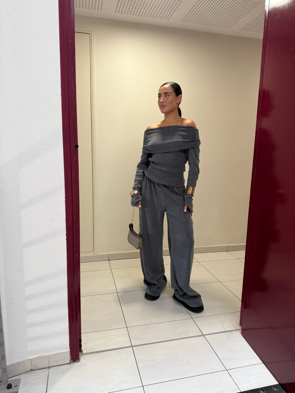 ENSEMBLE EN MAILLE ÉPAULES DÉNUDÉES – Image 3